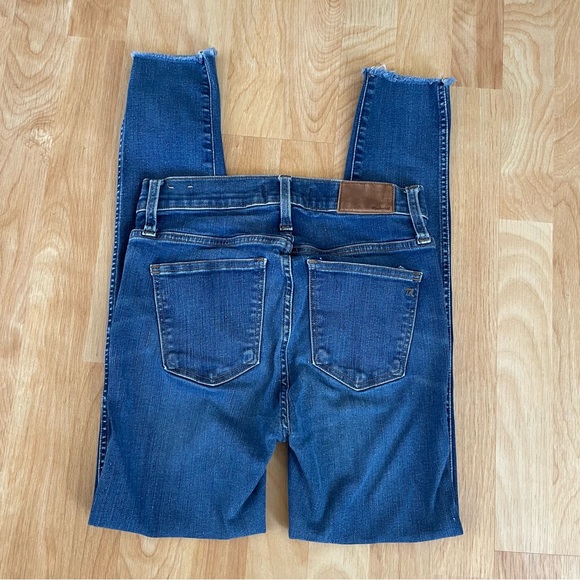Madewell 9” High Rise Skinny Crop Jeans Destructed Hem Medium Wash Ankle Length - Picture 4 of 16